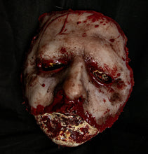 Load image into Gallery viewer, Ready to Ship - Gulow Mask