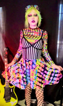 Load image into Gallery viewer, Non Orthogonal Mesh Long Sleeve Top